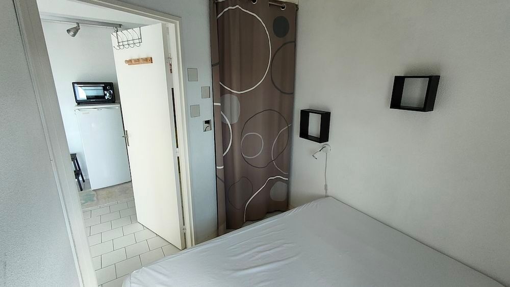 Vente Appartement LE CAP D'AGDE: 100m plage de la Conque Dernier étage /Ascenseur/ 43m² dont loggia et mezzanine haute. Le cap d agde