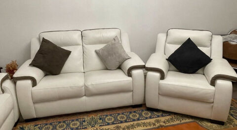 ensemble canaps en cuir blanc 1600 Schiltigheim (67)