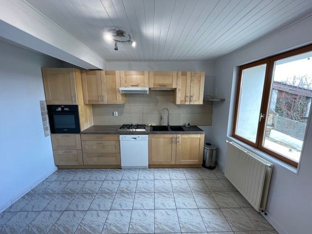 Vente Maison Maison mitoyenne avec terrain Secteur recherché Saint-jean-bonnefonds