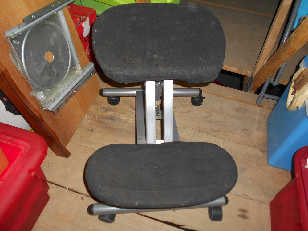 si&egrave;ge ergonomique assis genou Meubles