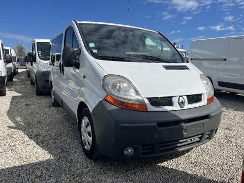 Renault Trafic combi Trafic G&eacute;n&eacute;ration 1.9 dCi 100 Evado 2006 occasion Montussan 33450
