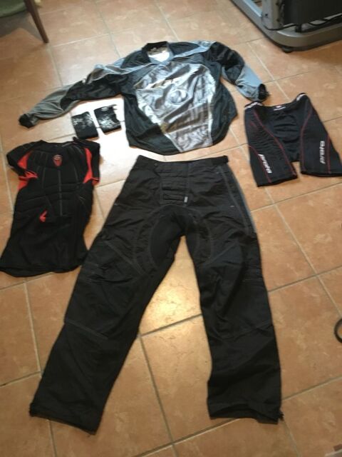 PAINT BALL MATRIELS VTEMENTS SACS ET AUTRES 160 Sainte-Adresse (76)