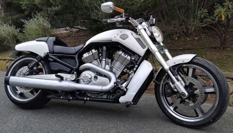 Moto HARLEY-DAVIDSON 2011 occasion Fr&eacute;jus 83600