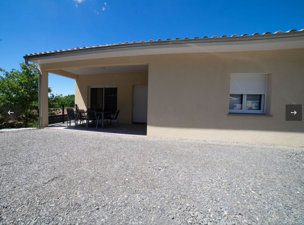   Gîte Les Bouches Rouges pour 12 personnes avec piscines Rhône-Alpes, Vesseaux (07200)