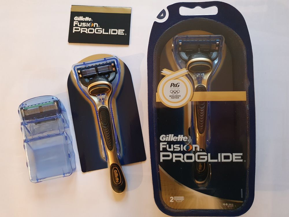 2 Rasoirs homme GILLETTE Fusion Proglide Bijoux et montres