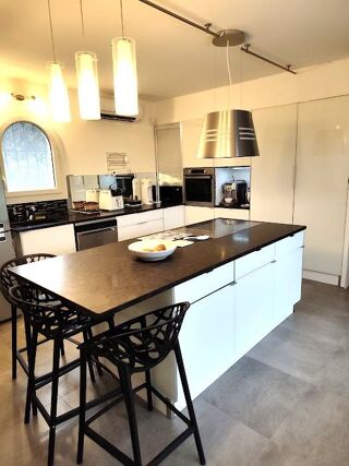  Villa � vendre 5 pi�ces 142 m�