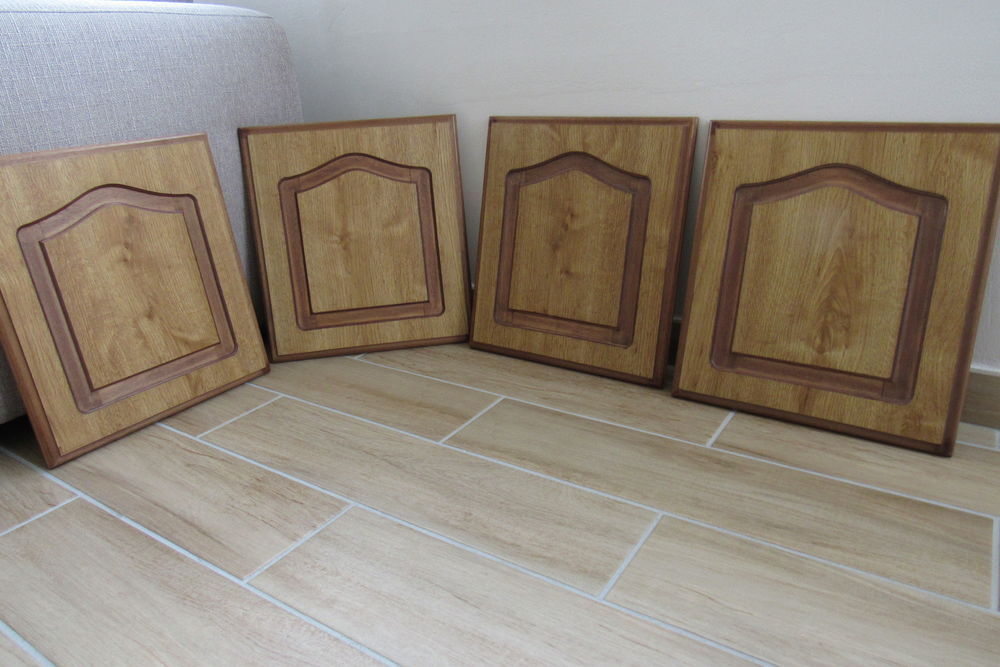 4 portes imitation ch&ecirc;ne Meubles