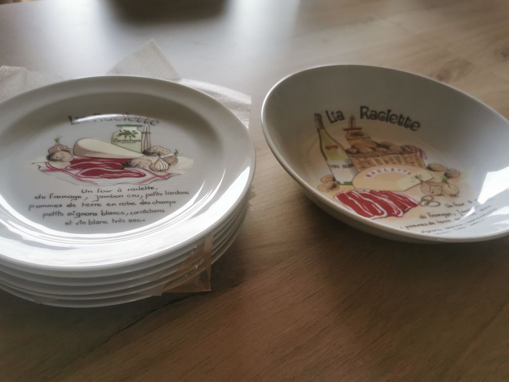 service &agrave; raclette Cuisine