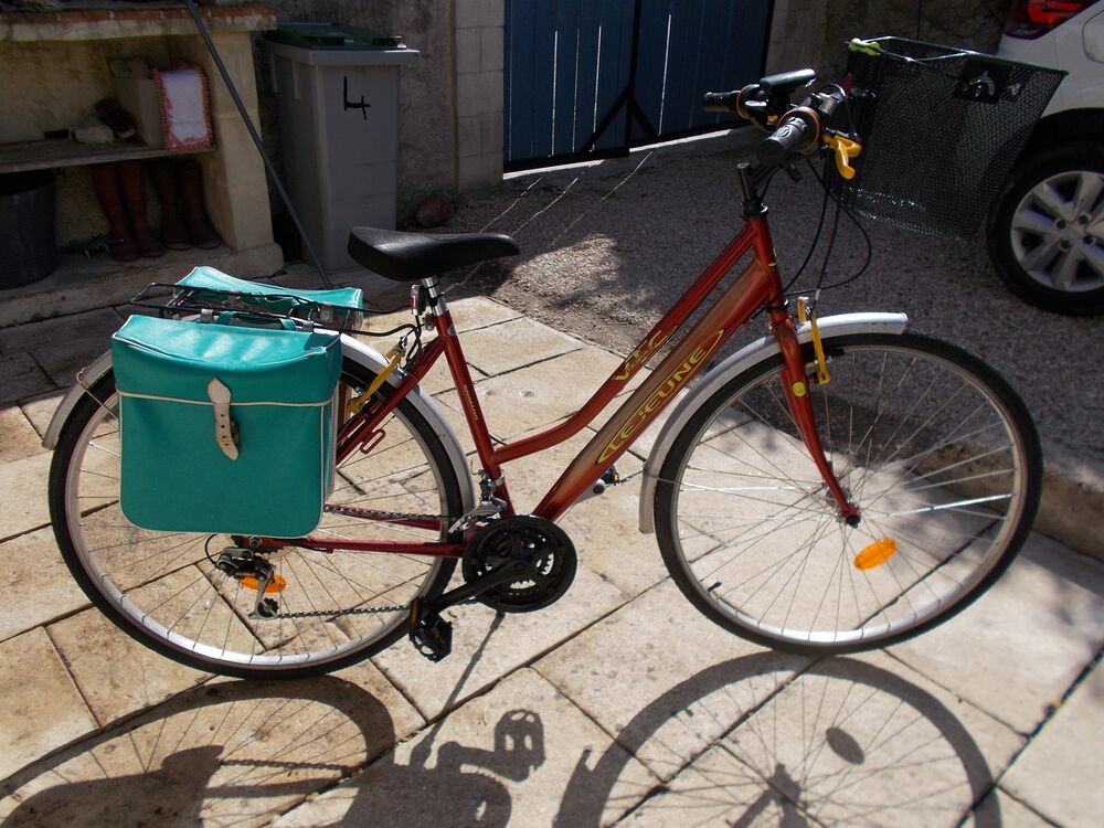 lot de 5 v&eacute;los restaure completement vtt =vtc =ville pliant Vélos