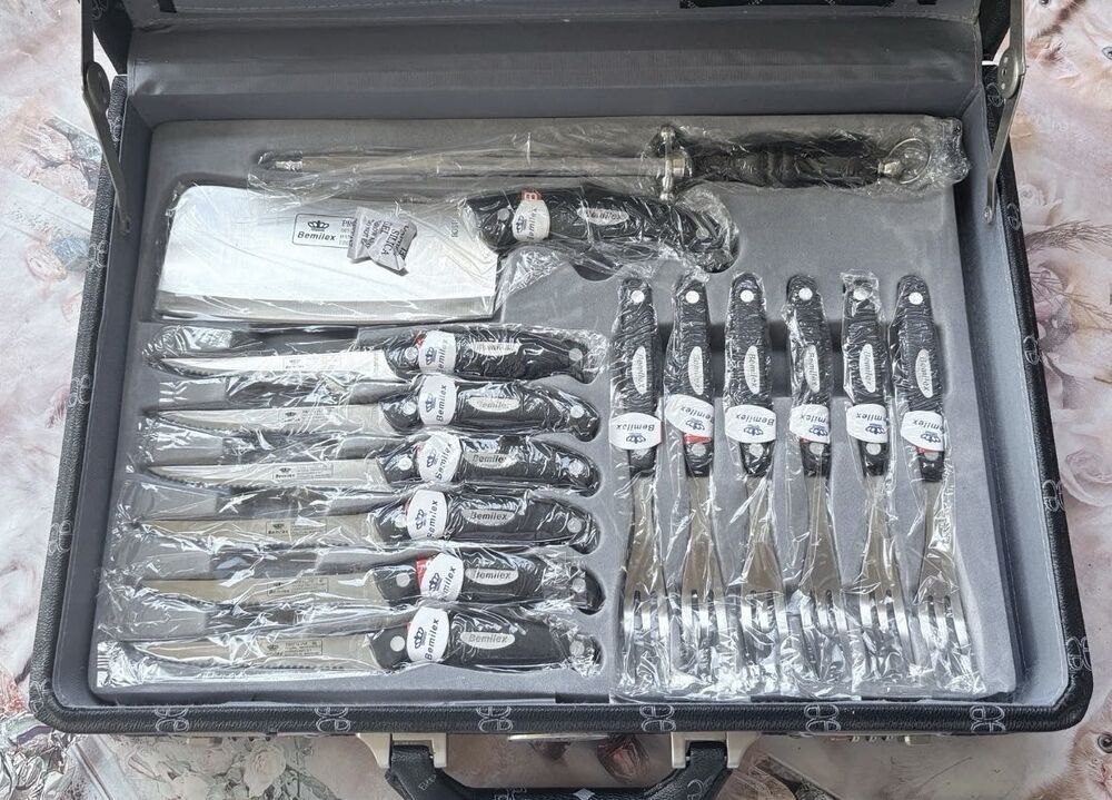 Bemilex set couteaux inox noir/ argent&eacute; avec &eacute;tui Cuisine