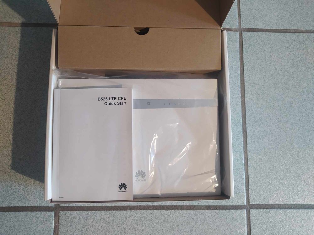 Routeur 4G LTE Huawei B525s-23a Matériel informatique