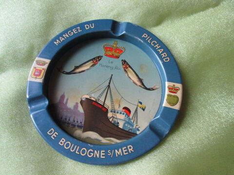 Cendrier  Pilchard  Manger du Pilchard de Boulogne sur Mer , 15 Goussainville (95)