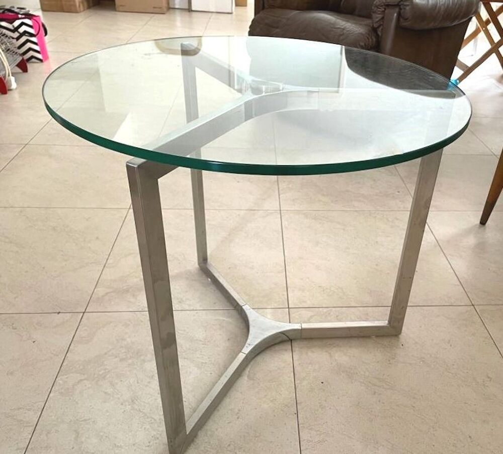 Table basse Plateau tournant d'un geste du doigt verre tremp Meubles
