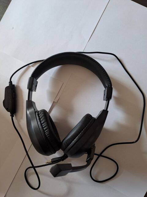 Casque de jeu 10 Canteleu (76)