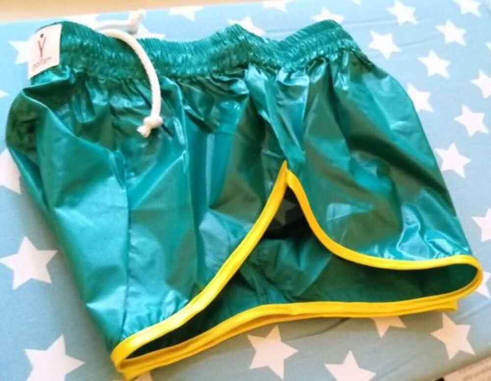 Short vintage nylon polyamide 6J2 Vert/Jaune 3 sizes S-M-L Vêtements