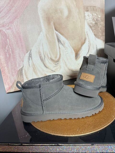 botte femme Ugg 90 Lille (59)