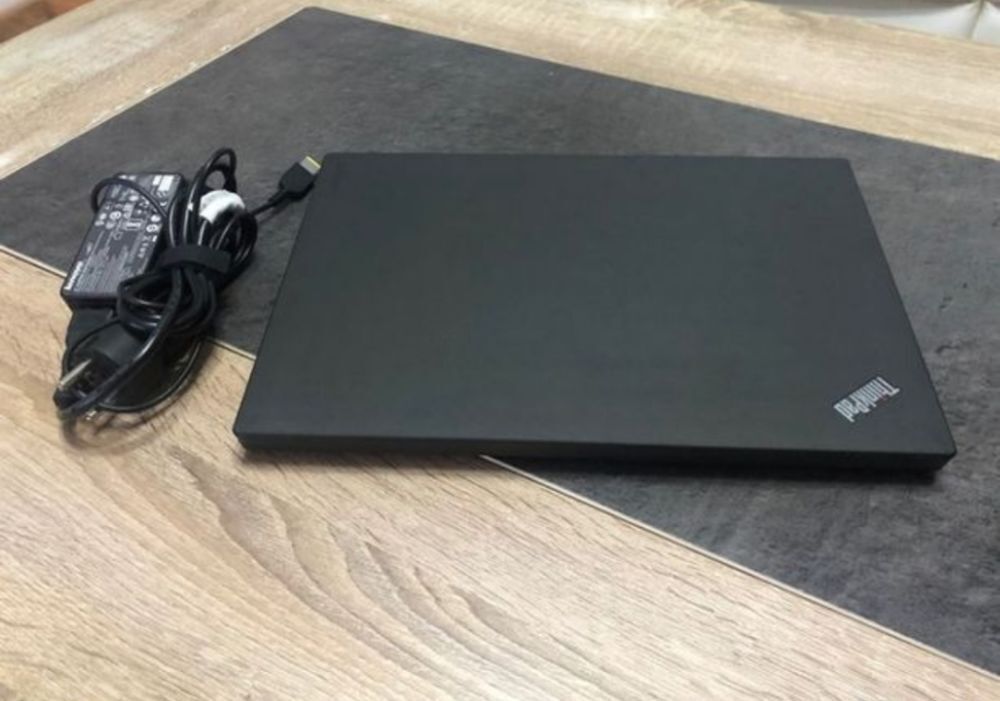 Lenovo ThinkPad x270 - i3 6100U - 8GB RAM - 256GO SSD Matériel informatique