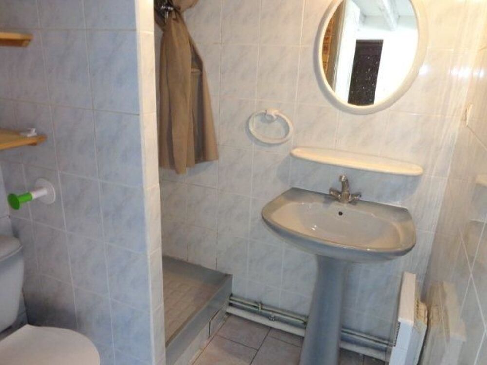 Location Duplex/Triplex F2 meublé - Reims hyper centre- idéal étudiant- bus et tram Reims