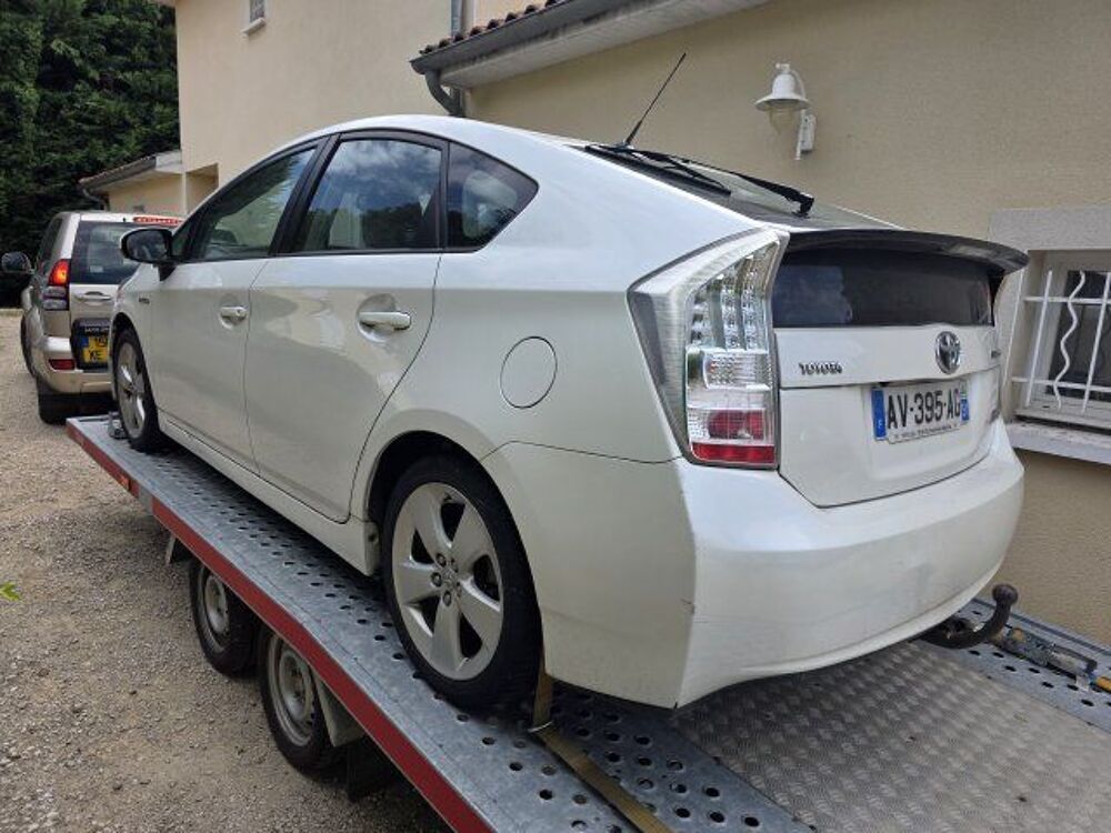 Prius 136h Active 2010 occasion 69320 Feyzin