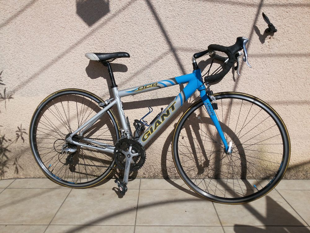 v&eacute;lo course GIANT OCR Electroménager