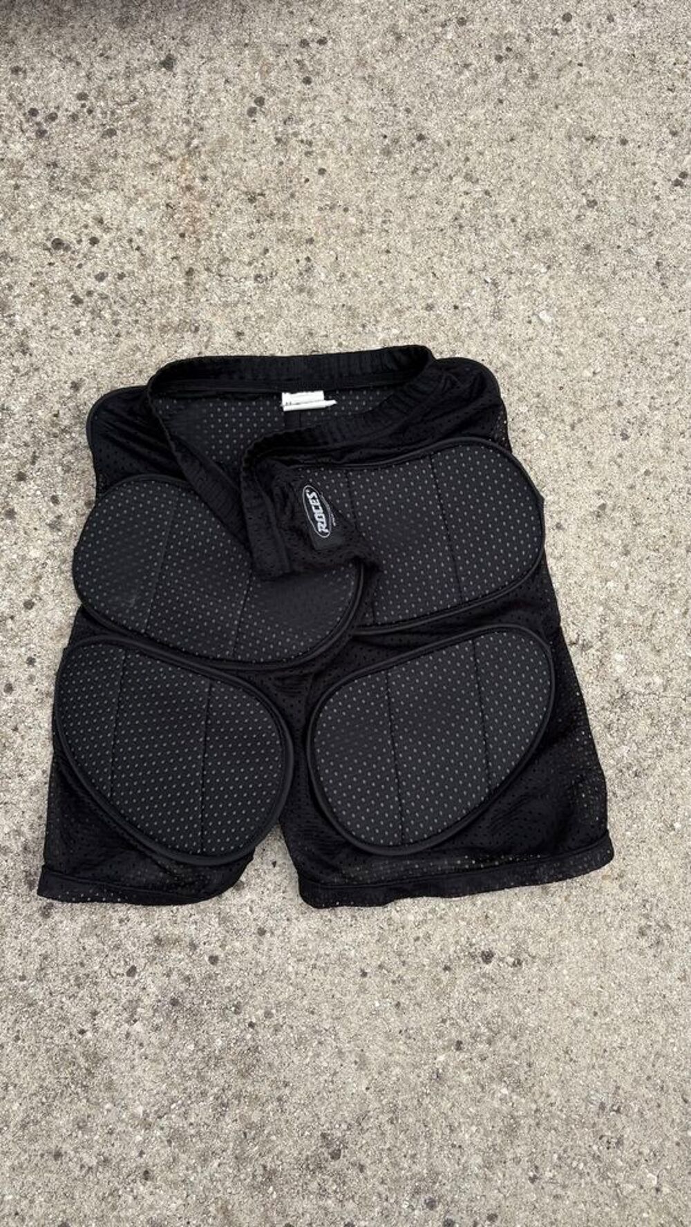 Ensemble skateboard - roller T40 - cuissard de protection Sports
