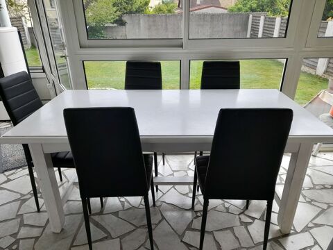 Table salle  manger blanche 180 Brtigny-sur-Orge (91)
