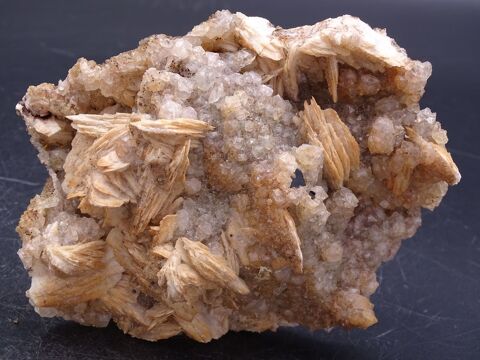 Baryte & Quartz , Mine de Voltennes , Morvan 49 Moyenmoutier (88)