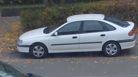 Renault Laguna 1.6 16V Confort 1999 occasion Escaudain 59124