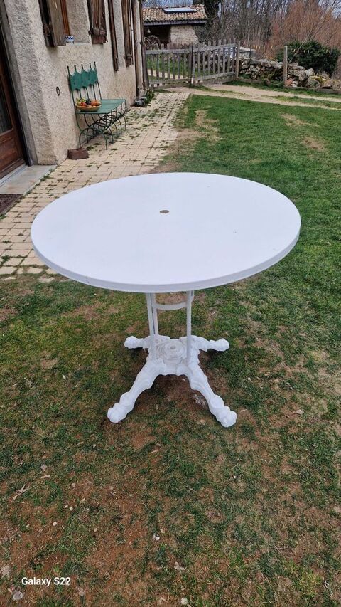 ancien salon de jardin 650 Roanne (42)