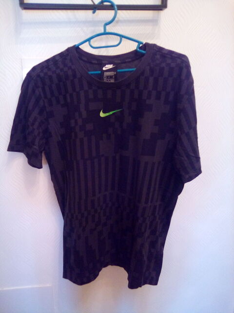 tee short 12 Mont-Saint-Aignan (76)