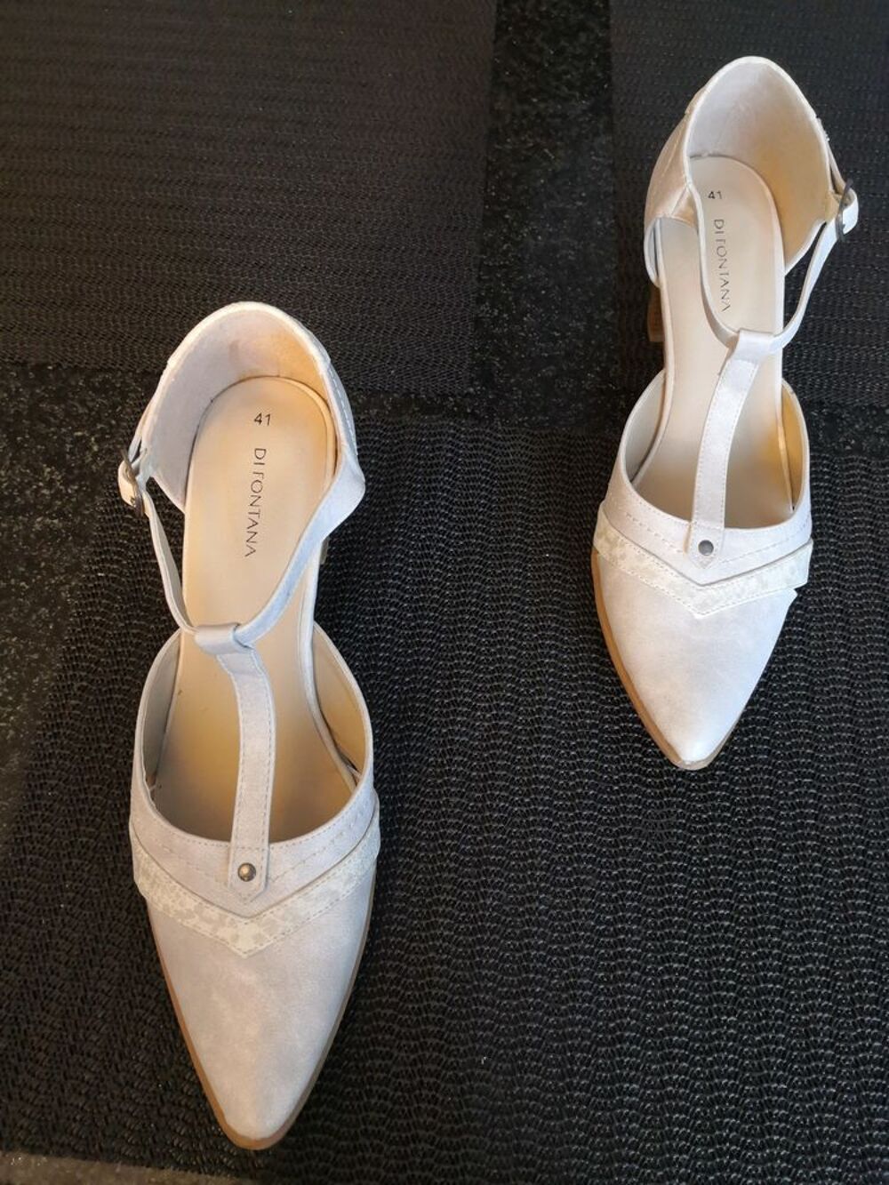 Escarpins blancs T 41 Neufs Chaussures