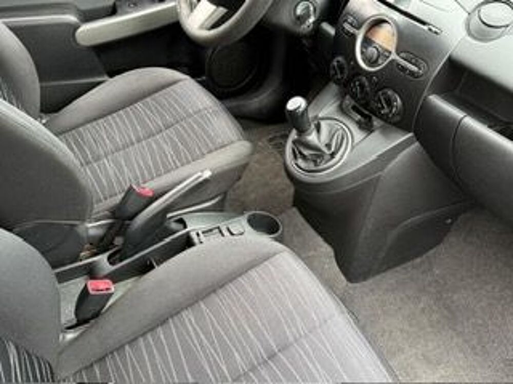 Mazda2 1.4L MZ-CD El&eacute;gance 2011 occasion 77130 La Grande-Paroisse