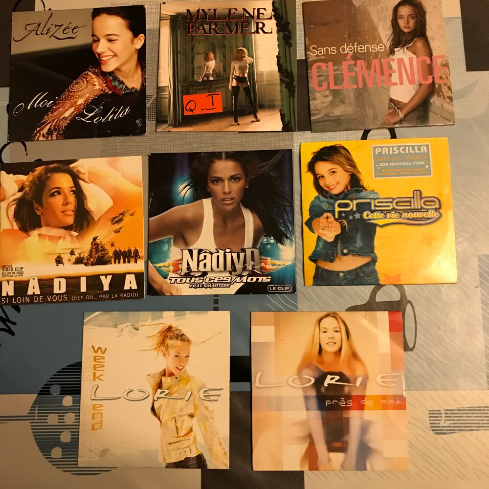 Divers Singles Chanteuses CD et vinyles
