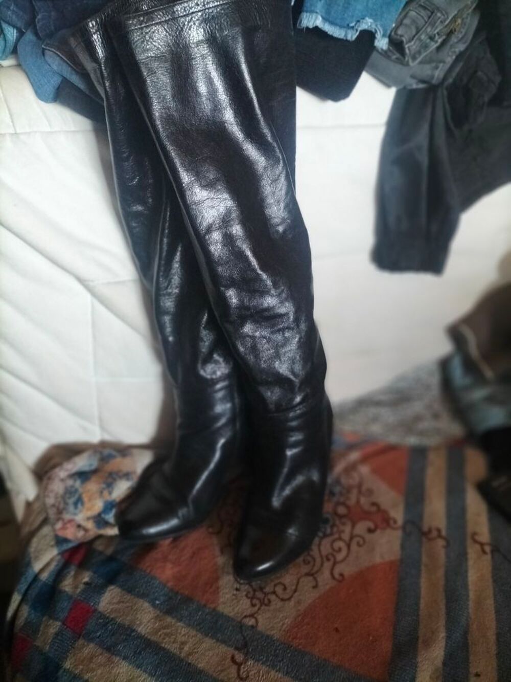 Bottes cuir v&eacute;ritable Italie pointure 39 tr&egrave;s bon &eacute;tat Chaussures