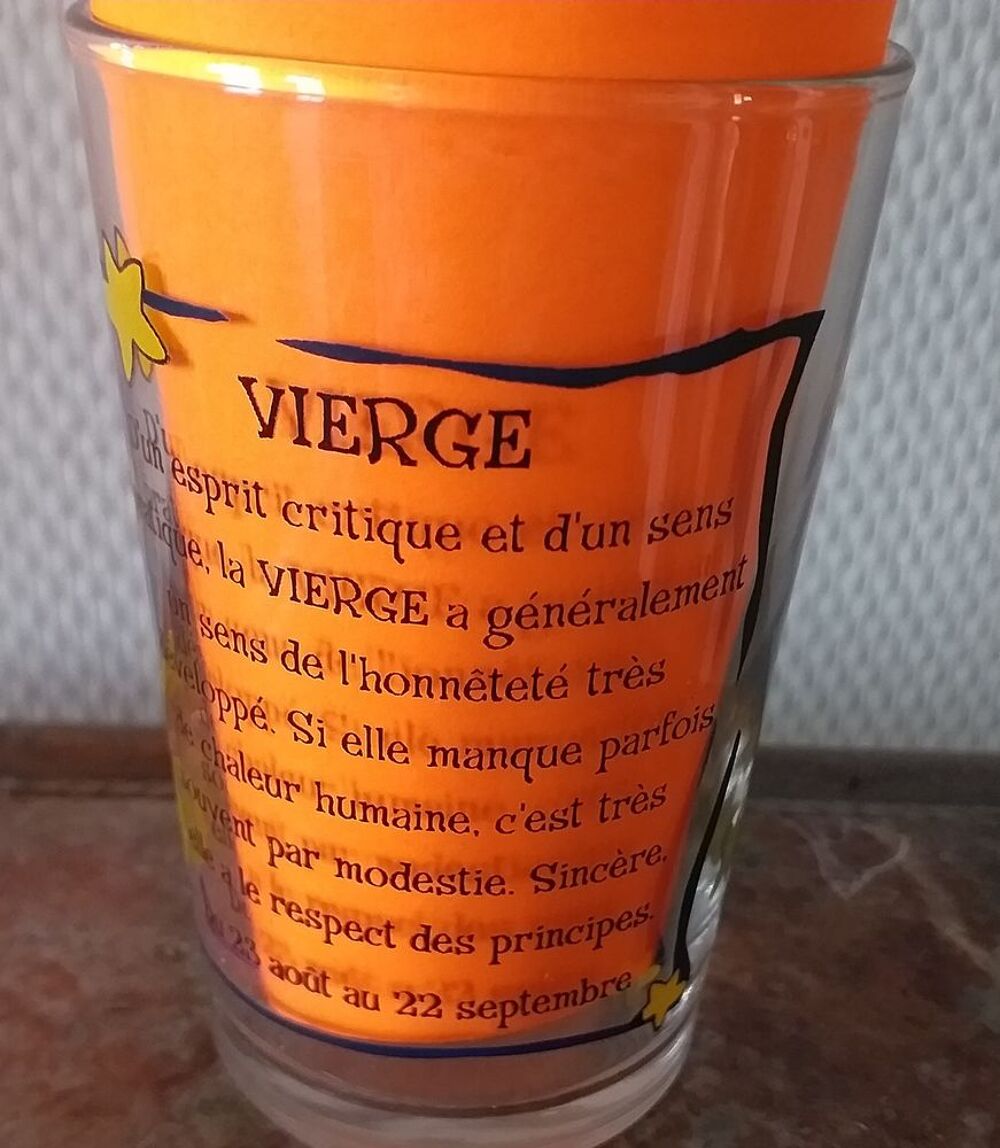 VERRE de collection, signes du zodiaque, horoscope : VIERGE 