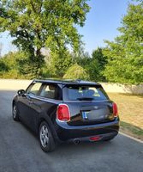 One Hatch 3 Portes 75 ch 2021 occasion 49410 Beausse