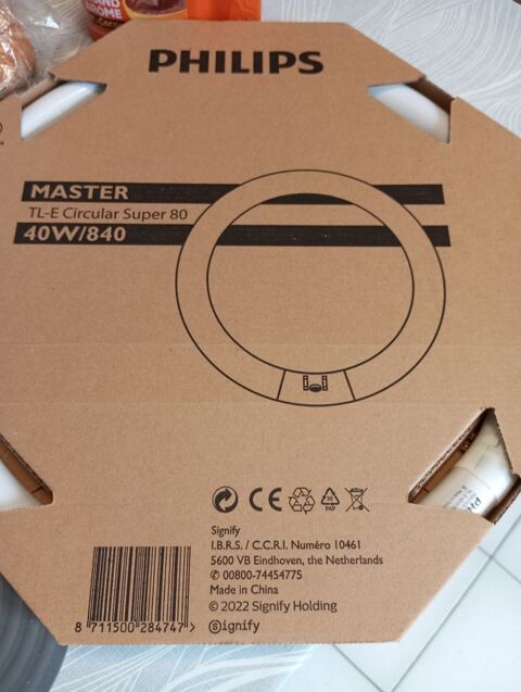 NEONS CIRCULAIRES   40W 38 Bziers (34)