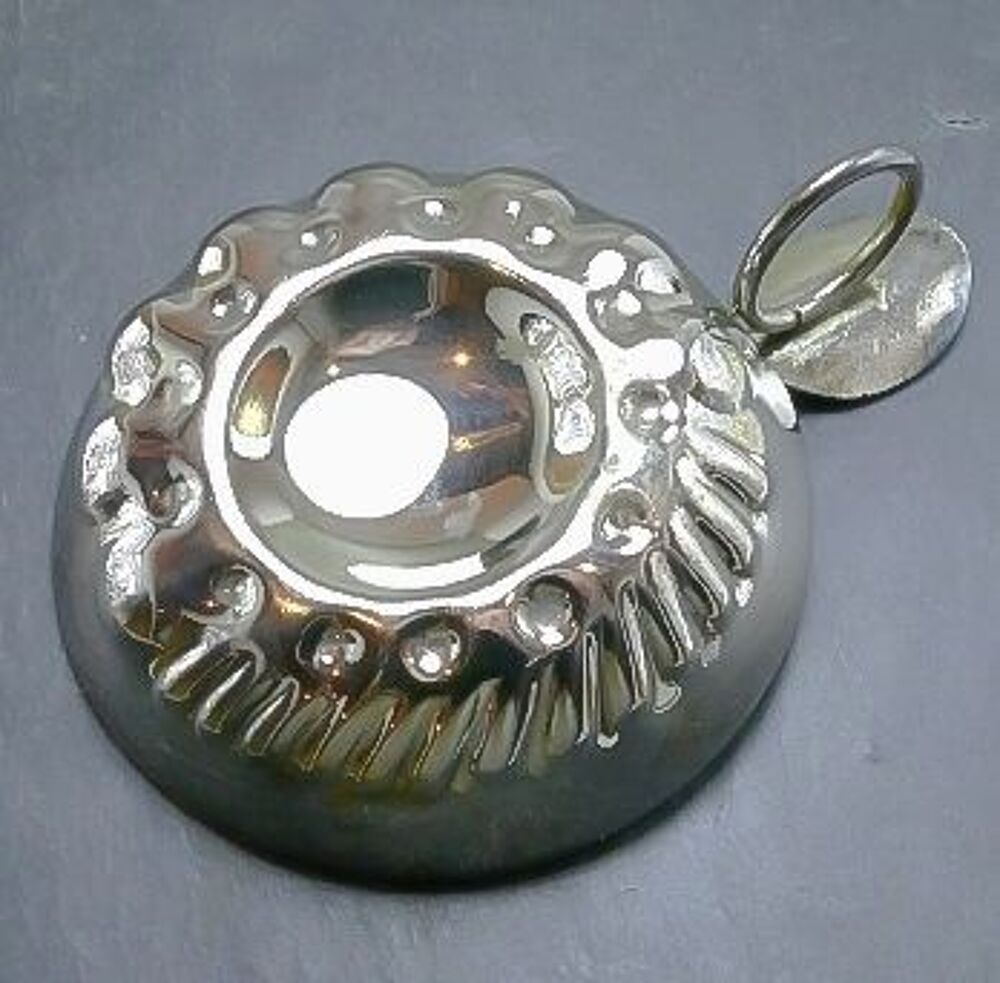 Tastevin en m&eacute;tal argent&eacute; (1poin&ccedil;on ) 