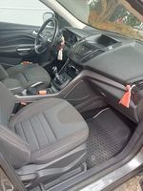 Kuga 2.0 TDCi 140 DPF 4x2 Individual 2013 occasion 44640 Le Pellerin