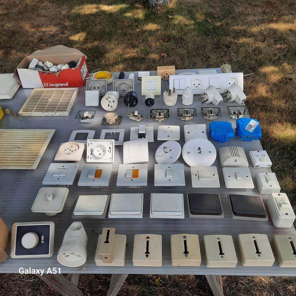 Mat&eacute;riel &eacute;lectrique divers Bricolage