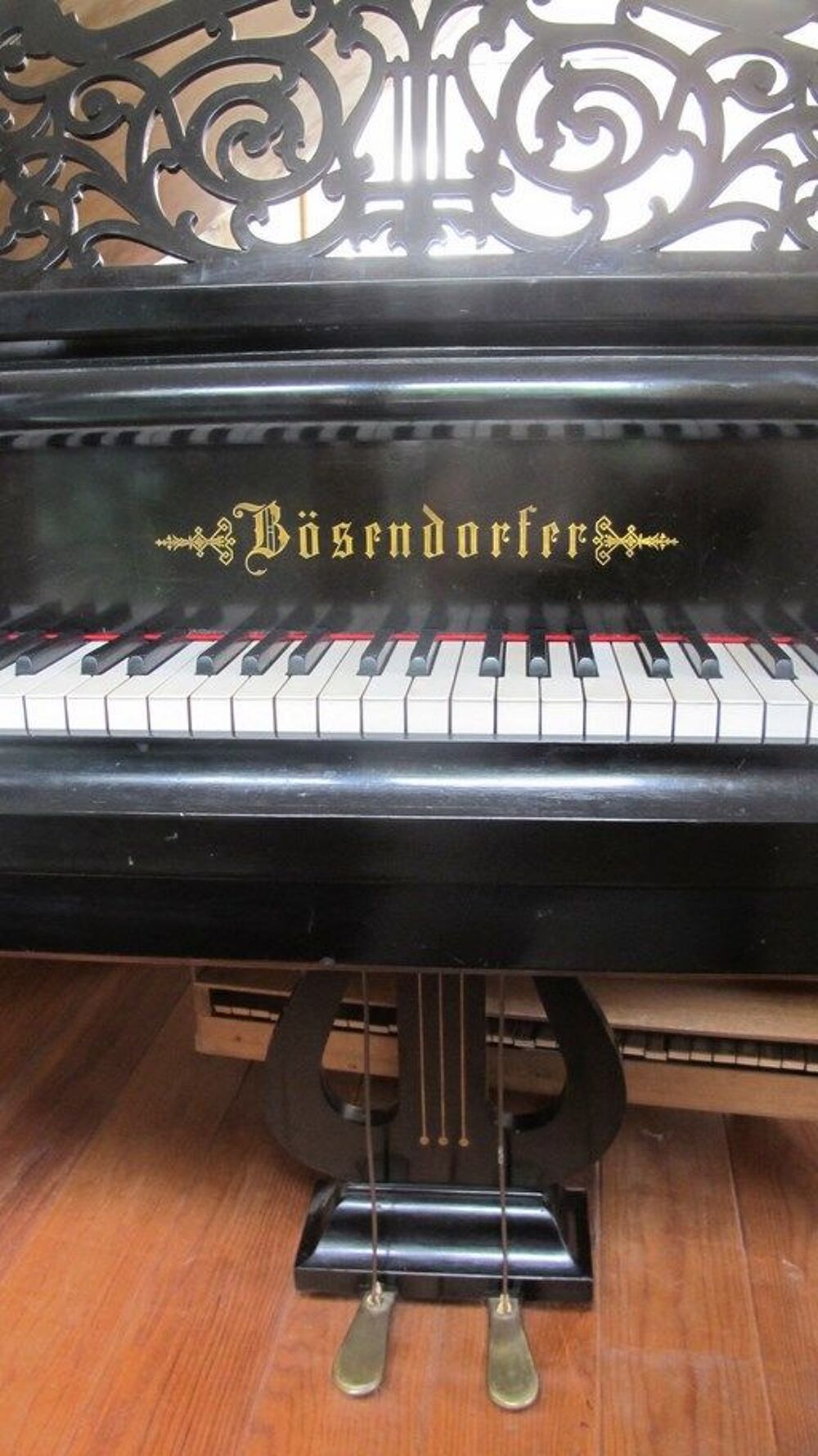Piano &agrave; queue 1/4 B&ouml;sendorfer type viennois 164 cm de 1898 Instruments de musique