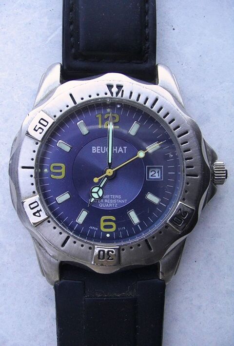 Belle montre de plong�e de marque Beuchat. 55 P�gomas (06)