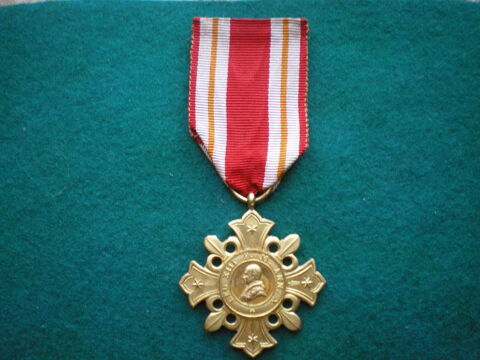 Mdaille - Croix Pro Ecclesia et Pontifice. 130 Caen (14)