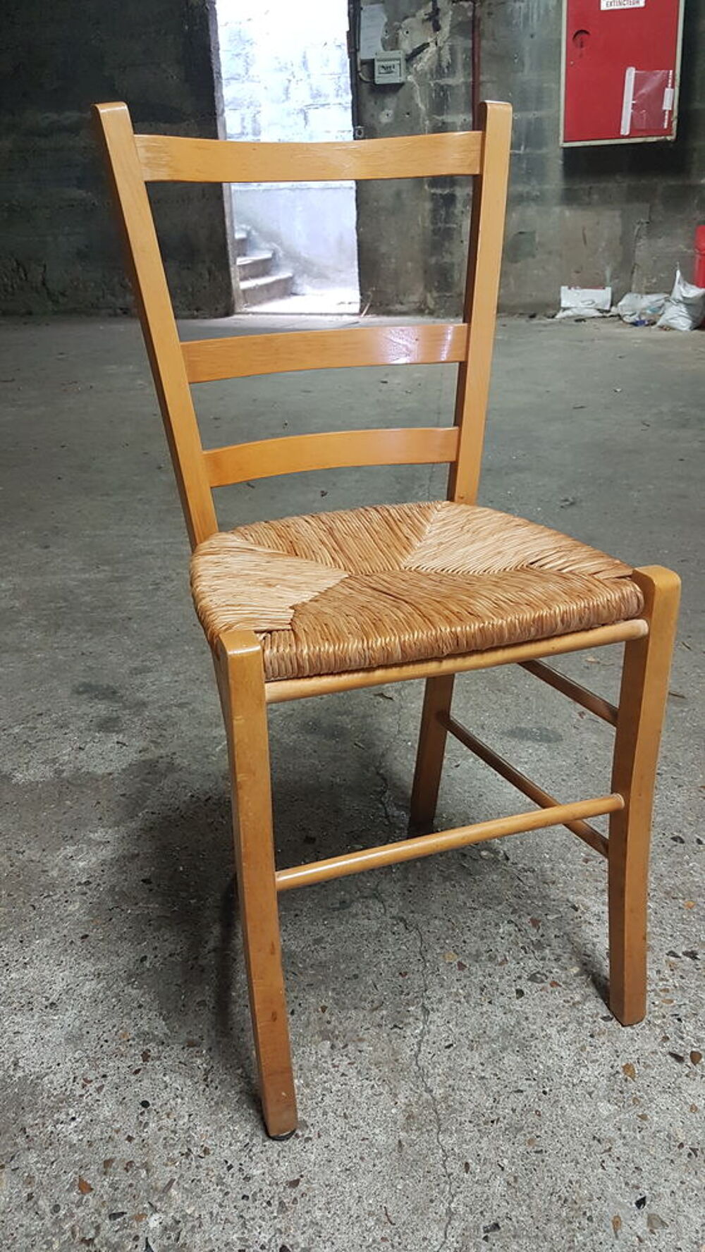Chaise en bois Meubles