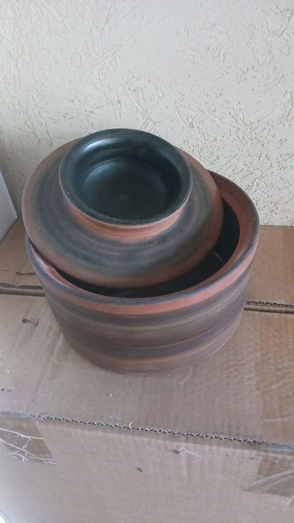 PLAT EN TERRE CUITE AVEC COUVERCLE de 23 CM &agrave; 15€ Décoration