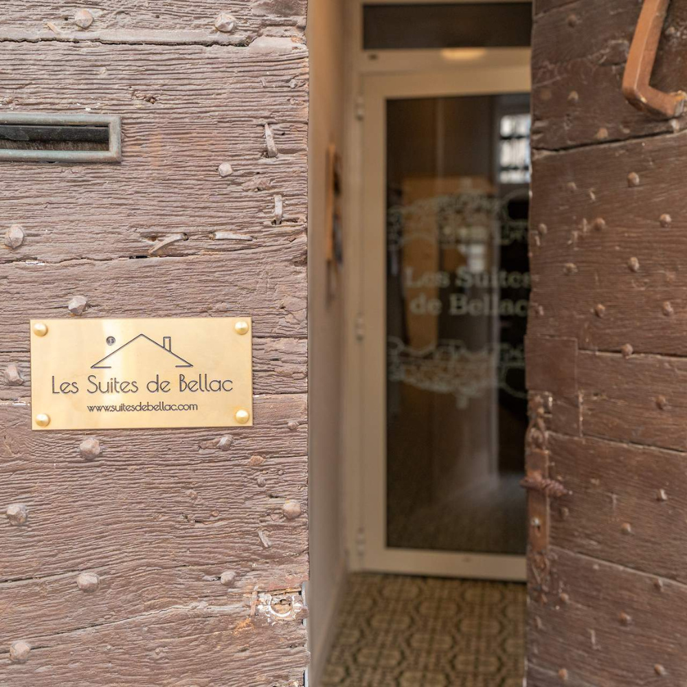 Vente Investisseur Immeuble d'Exception de 4 Suites - Courte Durée Bellac