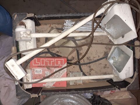 Projecteur Ext�rieur Halog�ne 100 Lyon 5 (69)