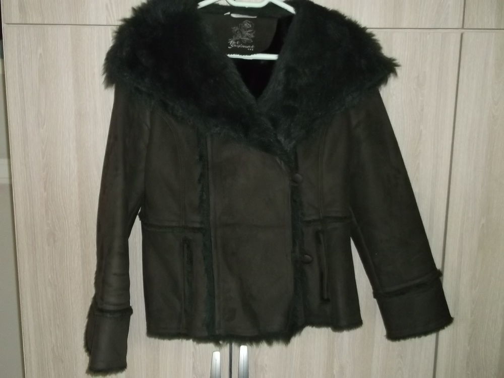 veste fourr&eacute;e
V�tements