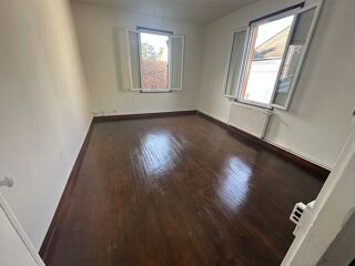  Appartement à louer 2 pièces 27 m²