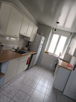  Maison à louer 6 pièces 135 m²